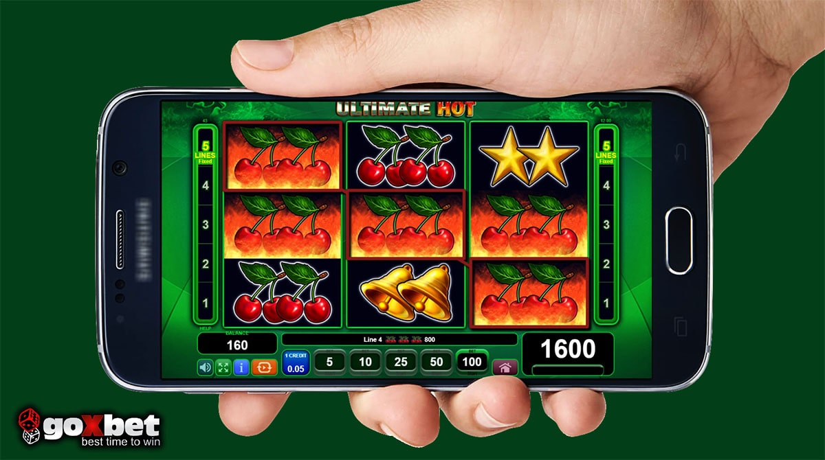 Playing Ultimate Hot slot machine without downloading on your phone.